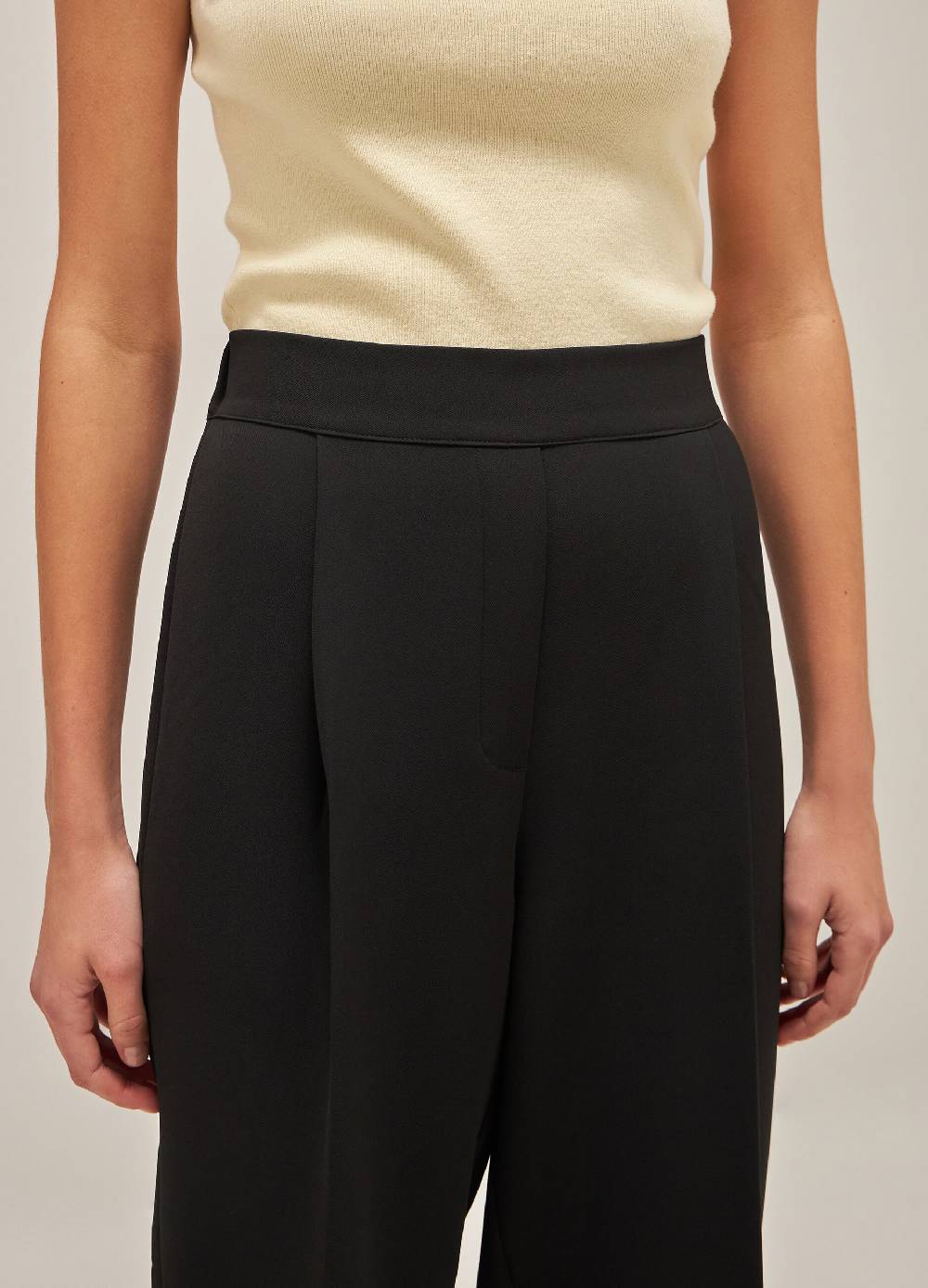 LES COPAINSPantaloni slouchy con elastico 2025