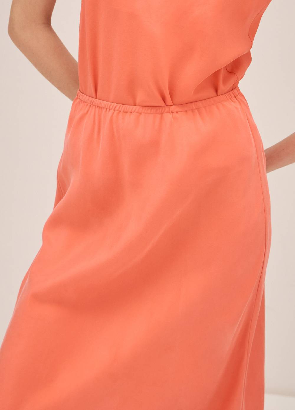 LES COPAINSGonna midi in pura seta Moda