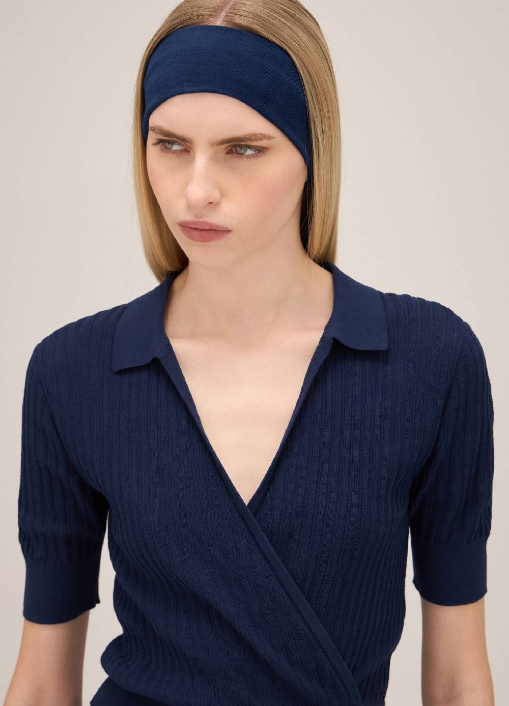 LES COPAINST-shirt con scollo a V Promozione Limitata
