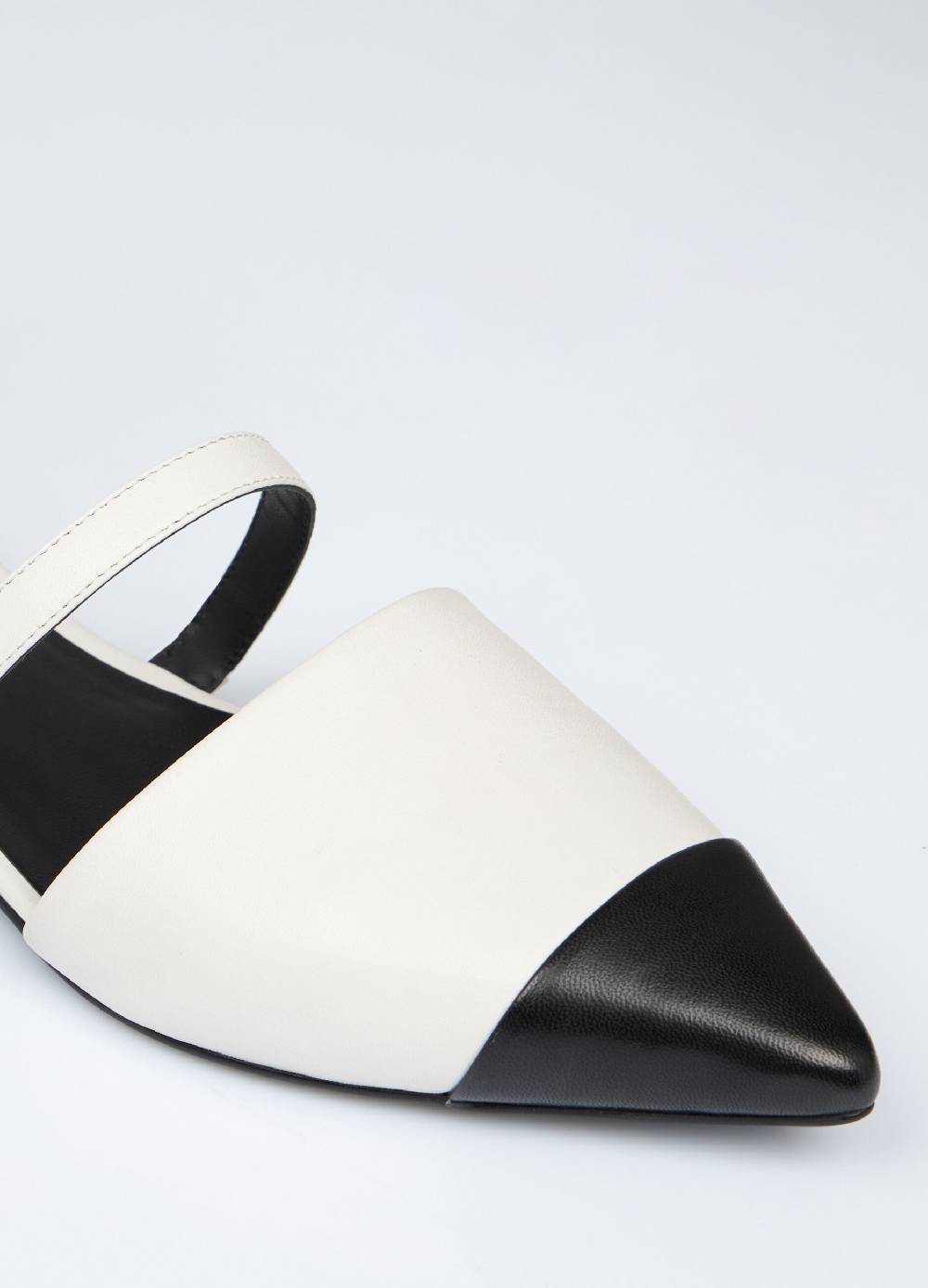 LES COPAINSBallerine in vera pelle con laccetto alla caviglia 2025