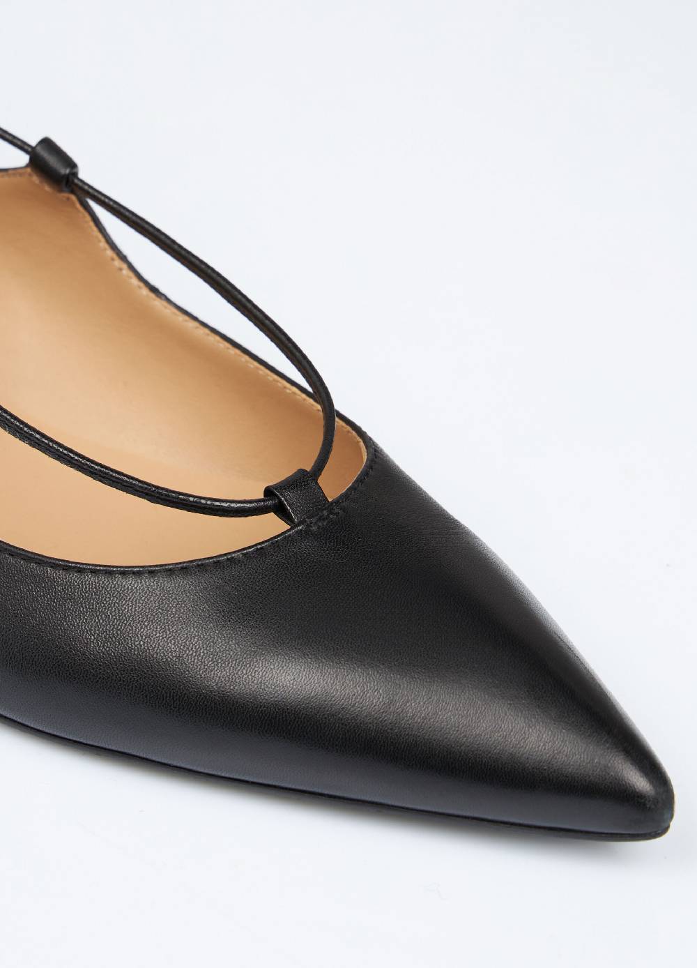 LES COPAINSBallerine in vera pelle con laccetti In Linea