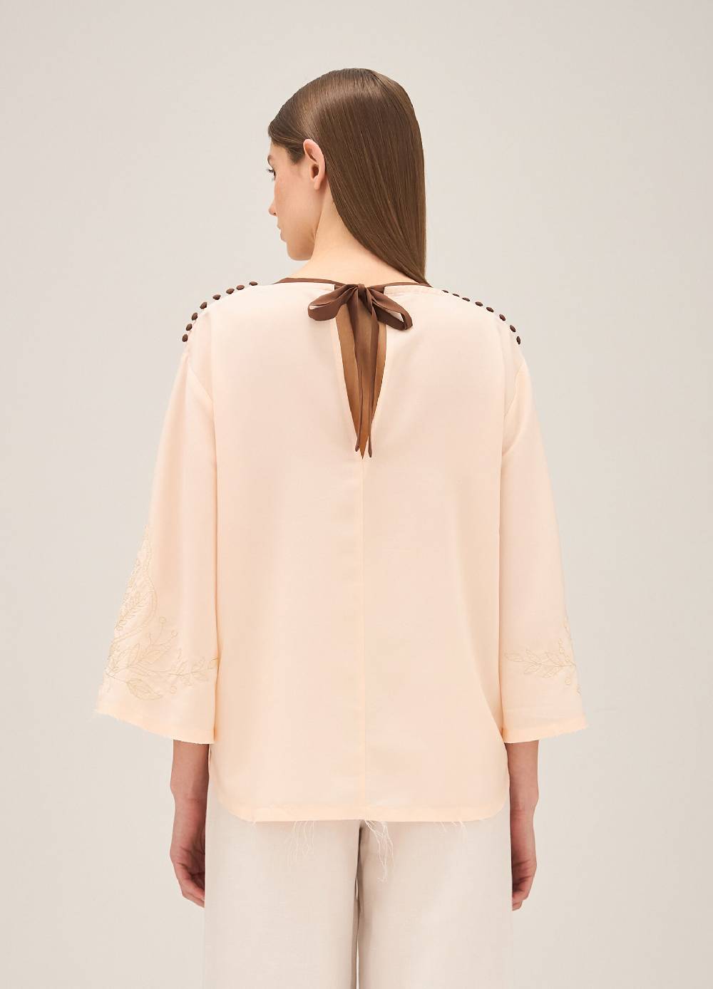 LES COPAINSBlusa con ricami Comprane uno, ottenene uno gratis