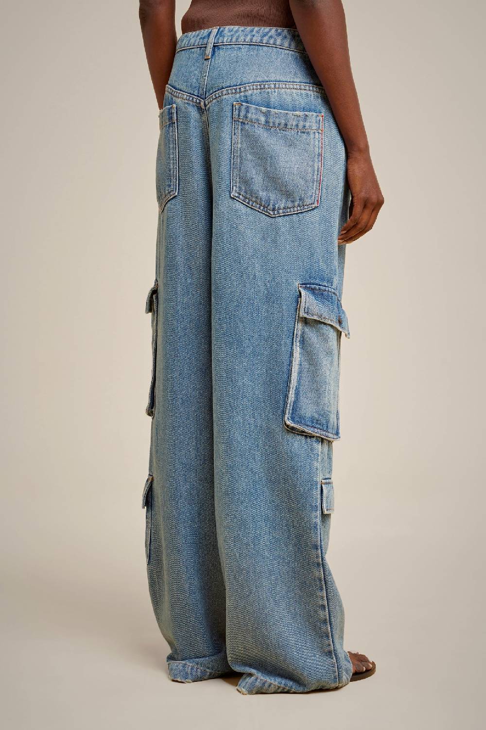 Liviana Conti CARGO JEANS S4LL4SY85JNS38.26 Saldi Di Fabbrica