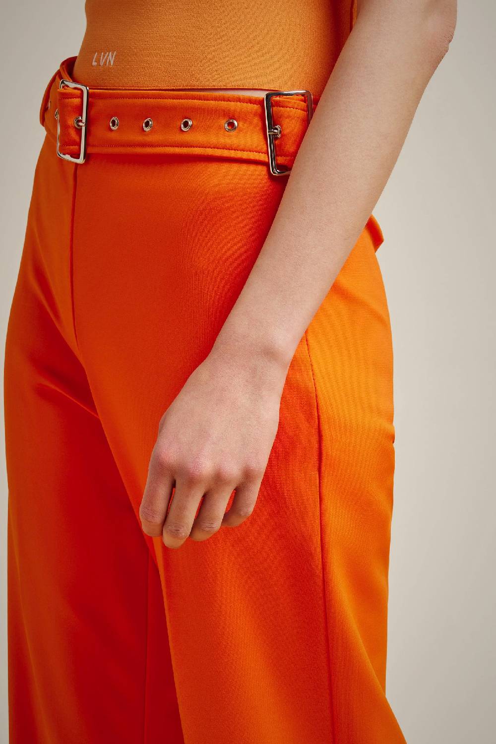 Liviana Conti PANTALONE CON CINTUR S4FF4SM42C54-0.38 Consegna Veloce