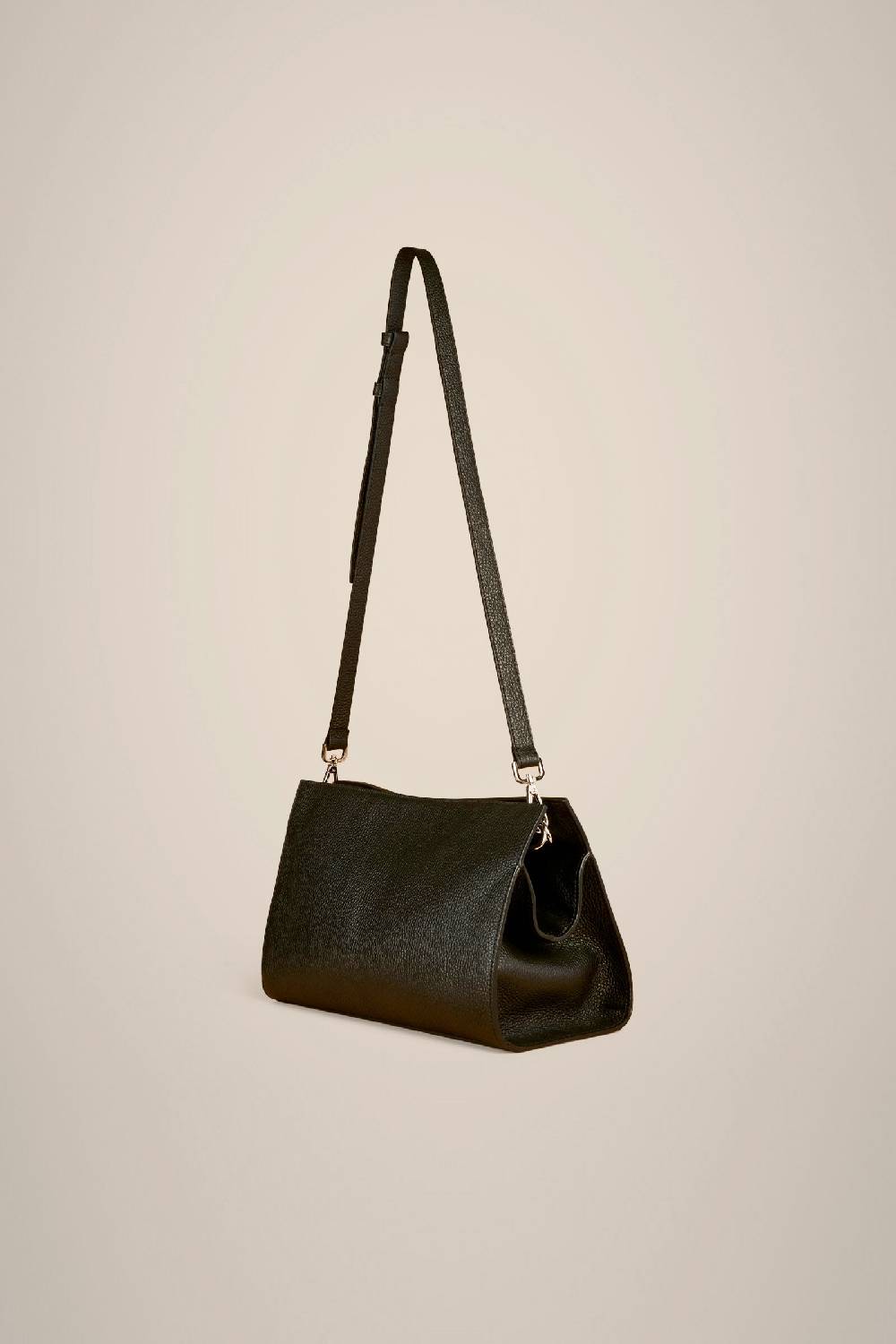 Liviana Conti CLUTCH DOPPIA MANIGL S4AA4SA01Y69-0.NR Convenienza