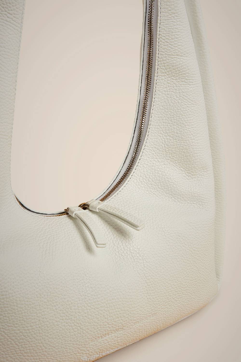Liviana Conti MAXI HOBO CON ZIP S4AA4SA07A01-0.NR Online