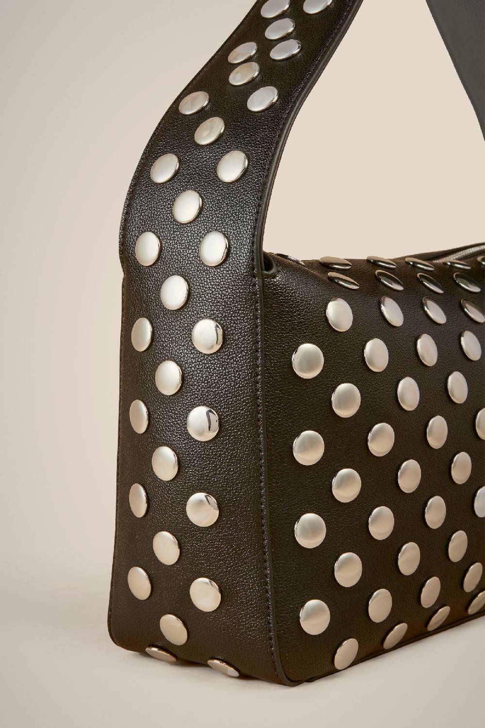 Liviana Conti BORSA SPALLA BORCHIE S4AA4SA27Y69-0.NR Saldi