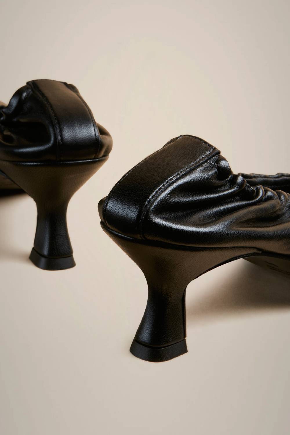 Liviana Conti PUMPS ARRICCIATURA W4AA4WC06Y69-0.36 Economico