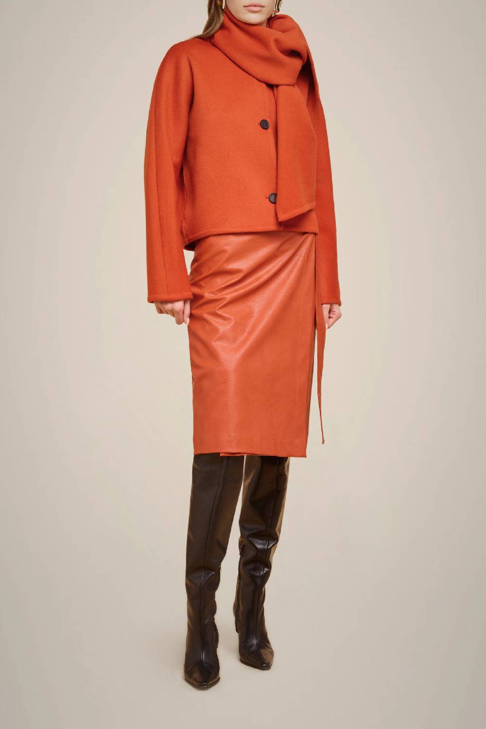 Liviana Conti GIACCA CORTA IN 100% LANA W4FF4WW59U12-0.38 Offerta Anniversario