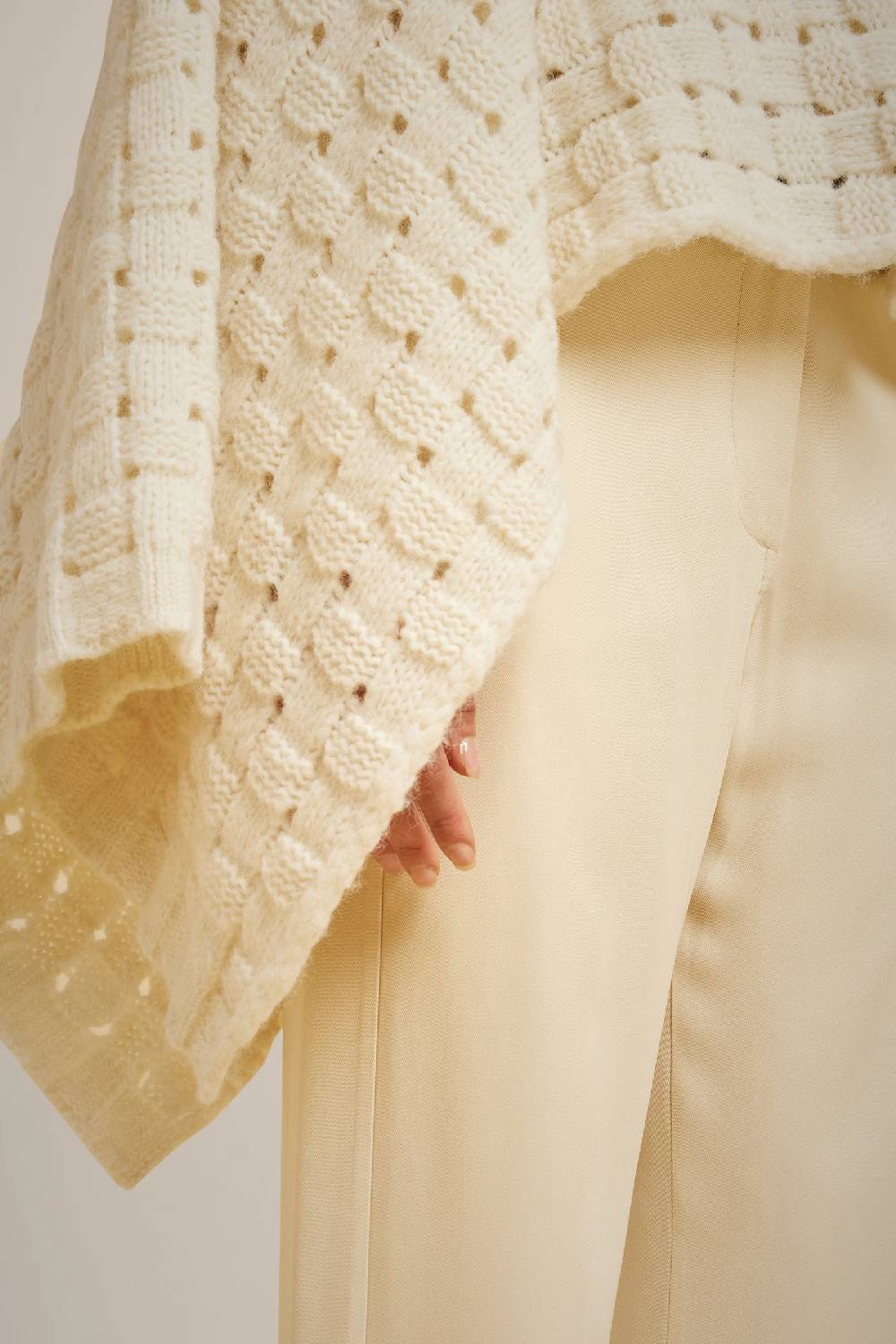 Liviana Conti MANTELLA PUNTO CANESTRO W4LL4W308A08-1.M Prezzo basso
