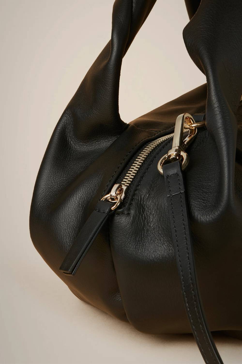 Liviana Conti BORSA PUFFY W4AA4WA10Y69-0.NR Sostegno trimestrale