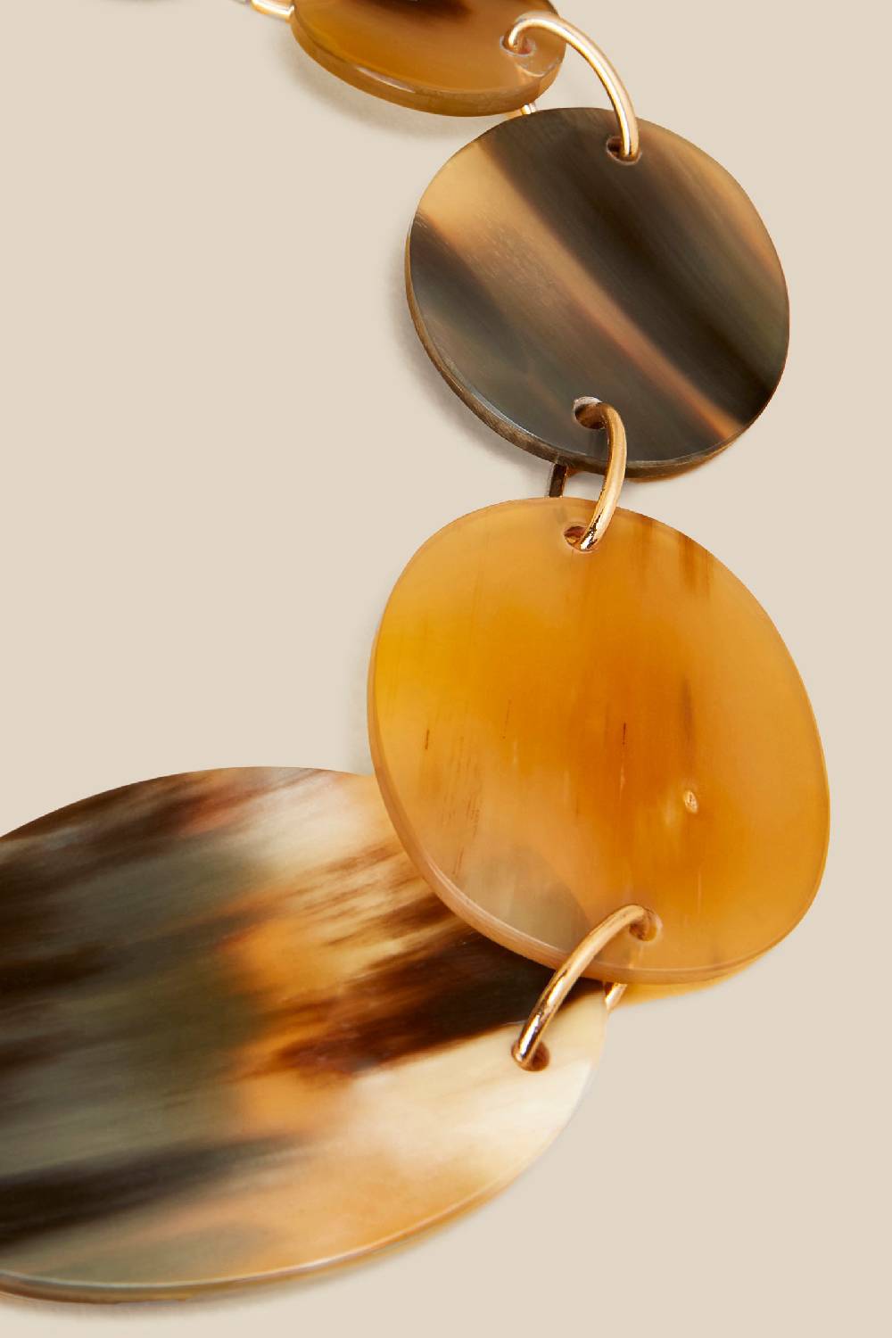 Liviana Conti COLLANA COMP.OVALI S4AA4SJ74HORN1.NR Offerta migliore