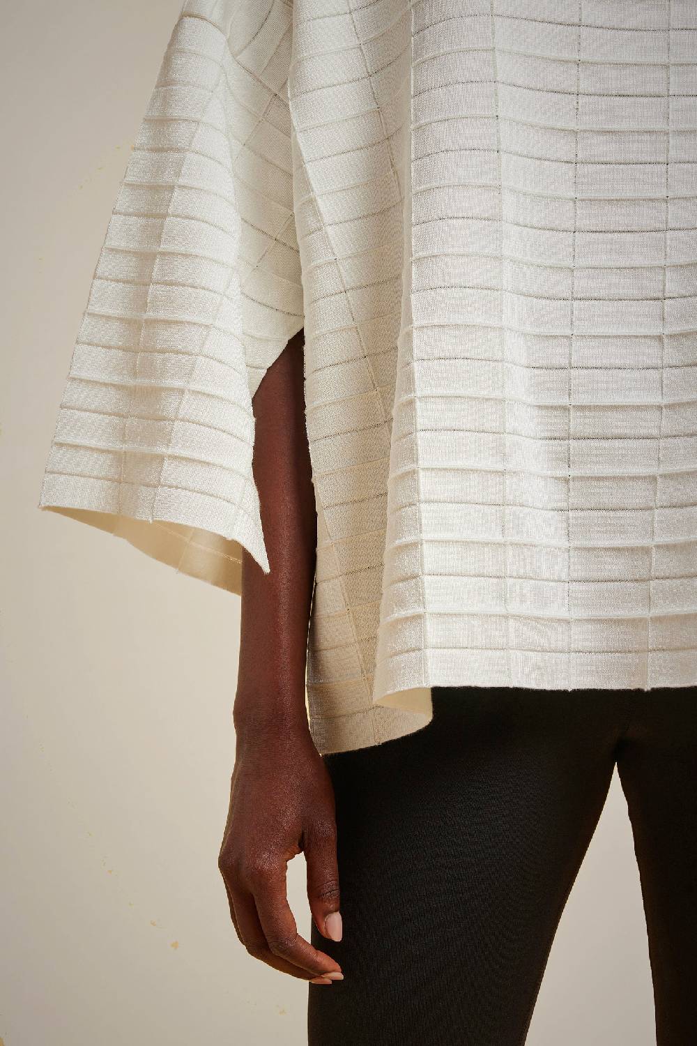 Liviana Conti MAGLIA GEOMETRICA S4FF4S302A01-0.S Sconti questo mese