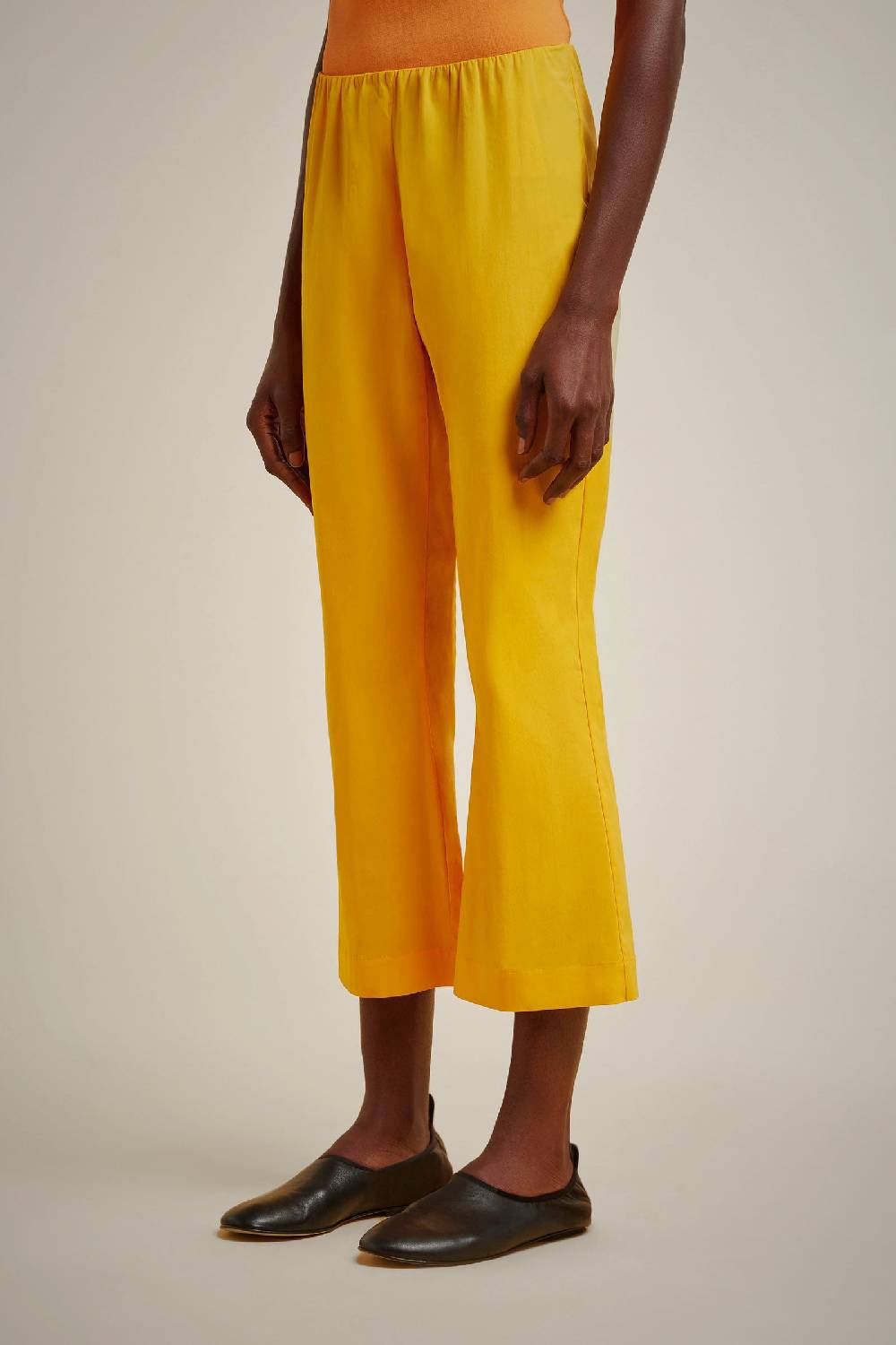 Liviana Conti PANTALONE S4FCNTK50C01-0.38 Offerta