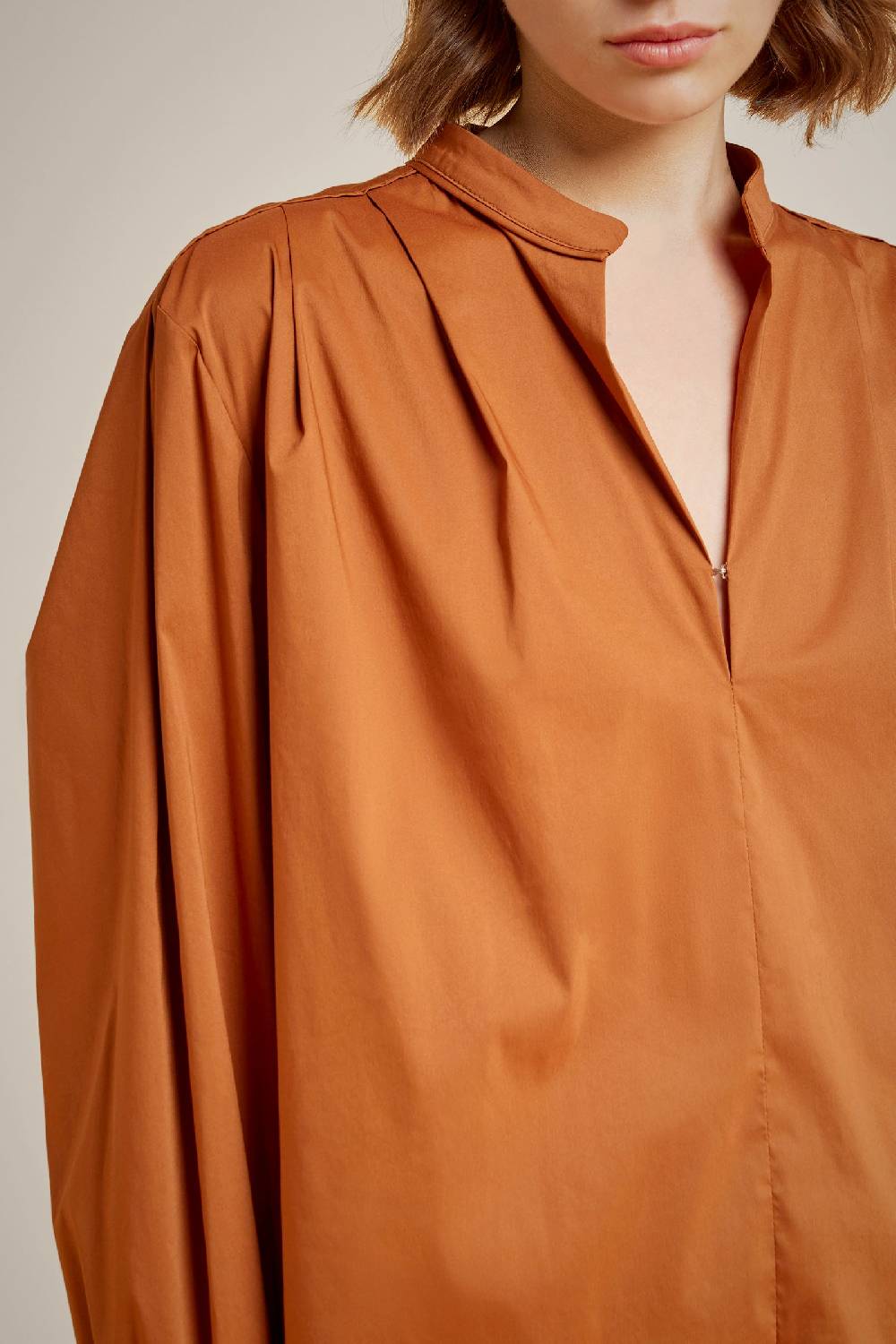 Liviana Conti BLUSA S4LL4SK15T66-0.38 Latest fashion