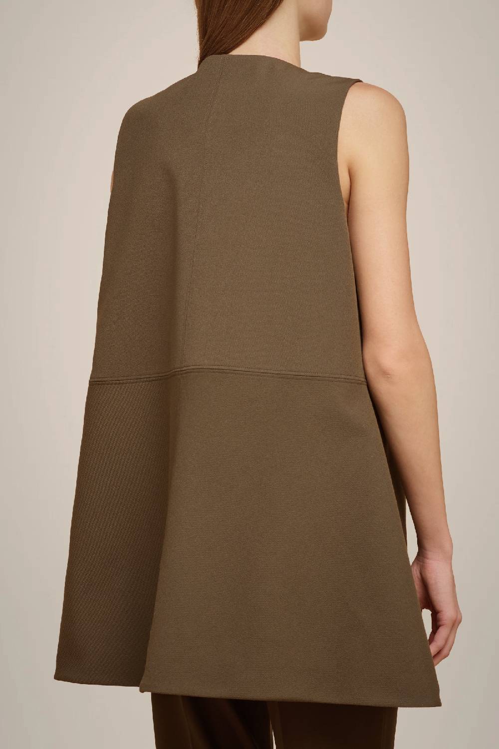 Liviana Conti GILET SVASATO IN PUNTO MILANO W4FF4WM57T03-1.38 In Linea