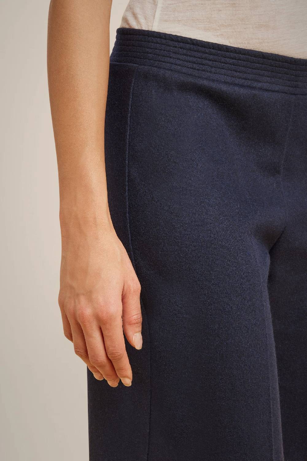 Liviana Conti PANTALONE CROP W4LL4WN28N08-0.38 Economico