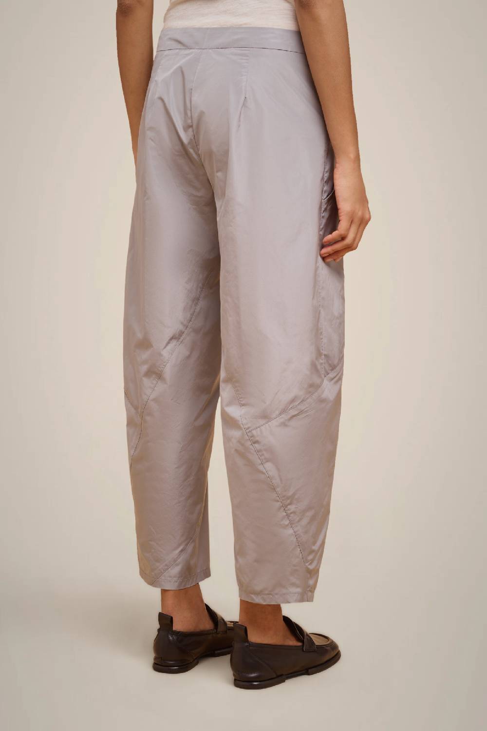 Liviana Conti PANTALONE TAGLI IN TAFFETA' W4FF4WY30X72-0.38 Negozio