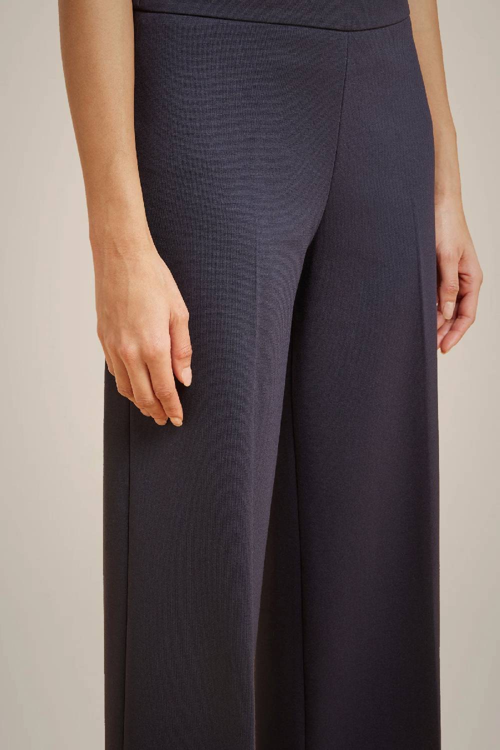 Liviana Conti PANTALONE CROP SVASATO W4LL4WI53N08-0.38 Nuova