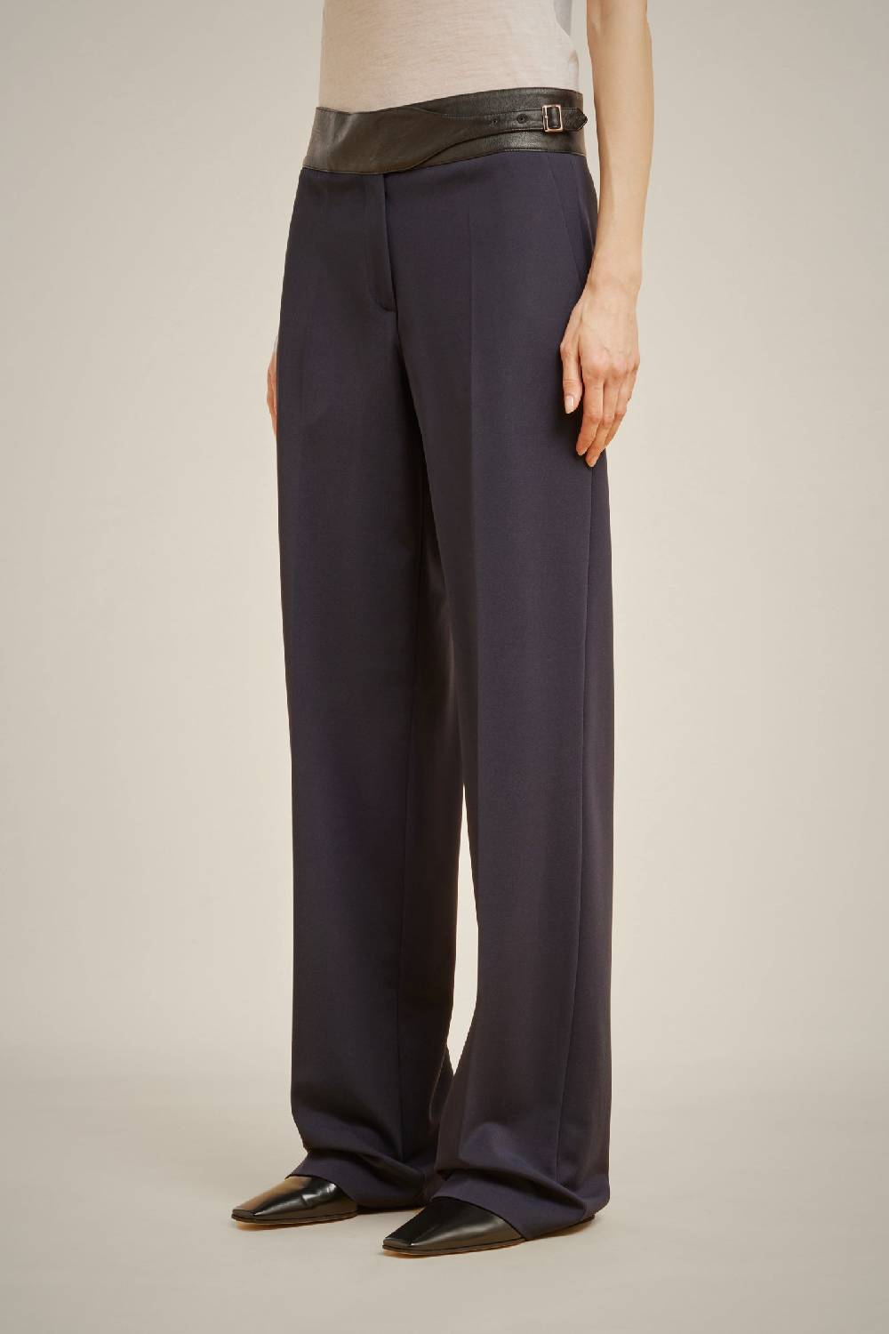 Liviana Conti PANTALONE CINTURINO IN VITA W4LL4WN72N08-0.38 Moda