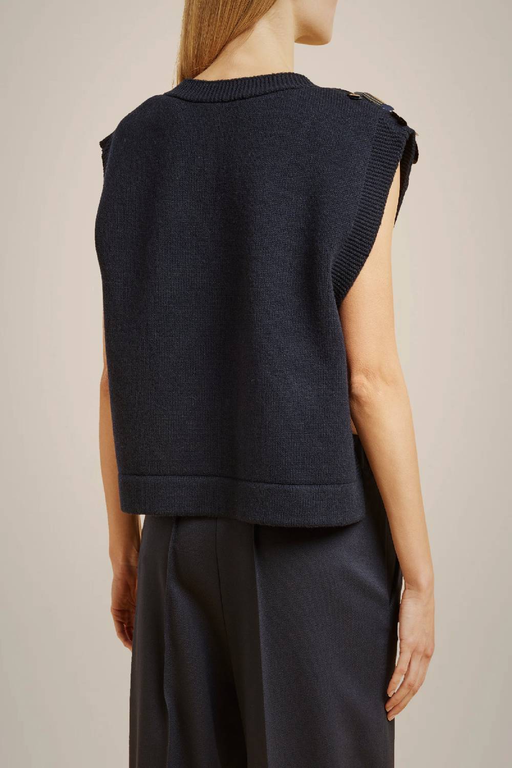 Liviana Conti GILET CON PAILLETTES IN CASHMERE RICICLATO W4LL4WC47N08-0.XS Prezzo di fabbrica
