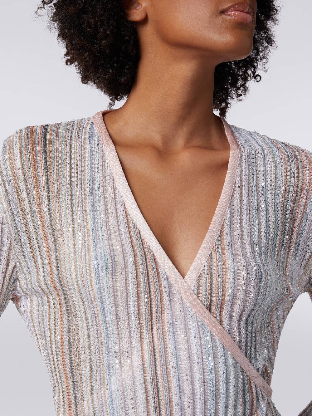 Missoni Abito lungo con chiusura a portafoglio e paillettes Sottocosto