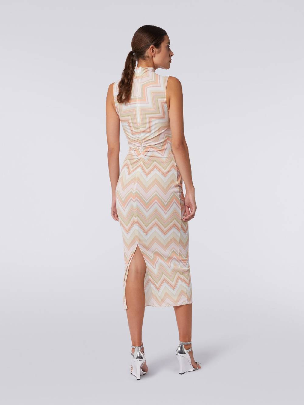 Missoni Abito longuette in viscosa zig zag con arricciature Economico