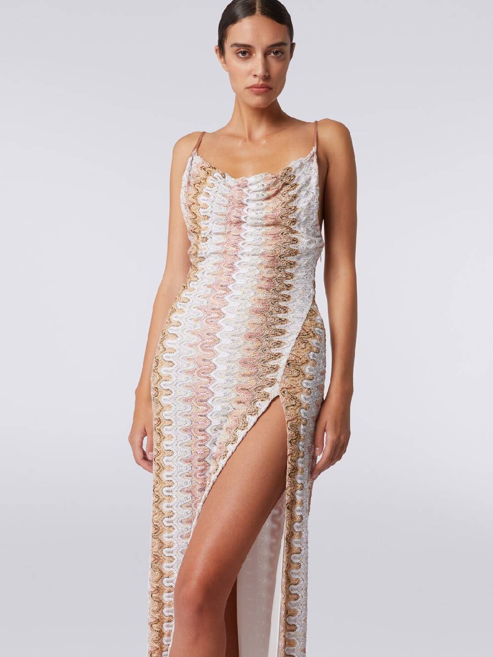 Missoni Abito lungo effetto pizzo con scollatura drappeggiata e spacco Offerta
