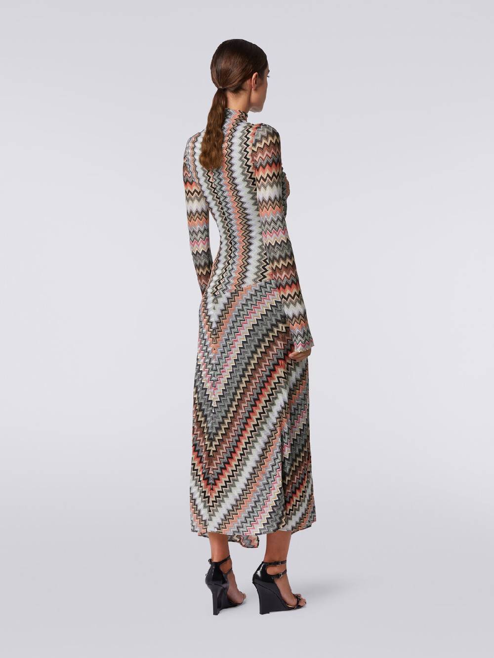 Missoni Abito lungo in cotone e viscosa zig zag con dettaglio cut-out e spacco In Saldo