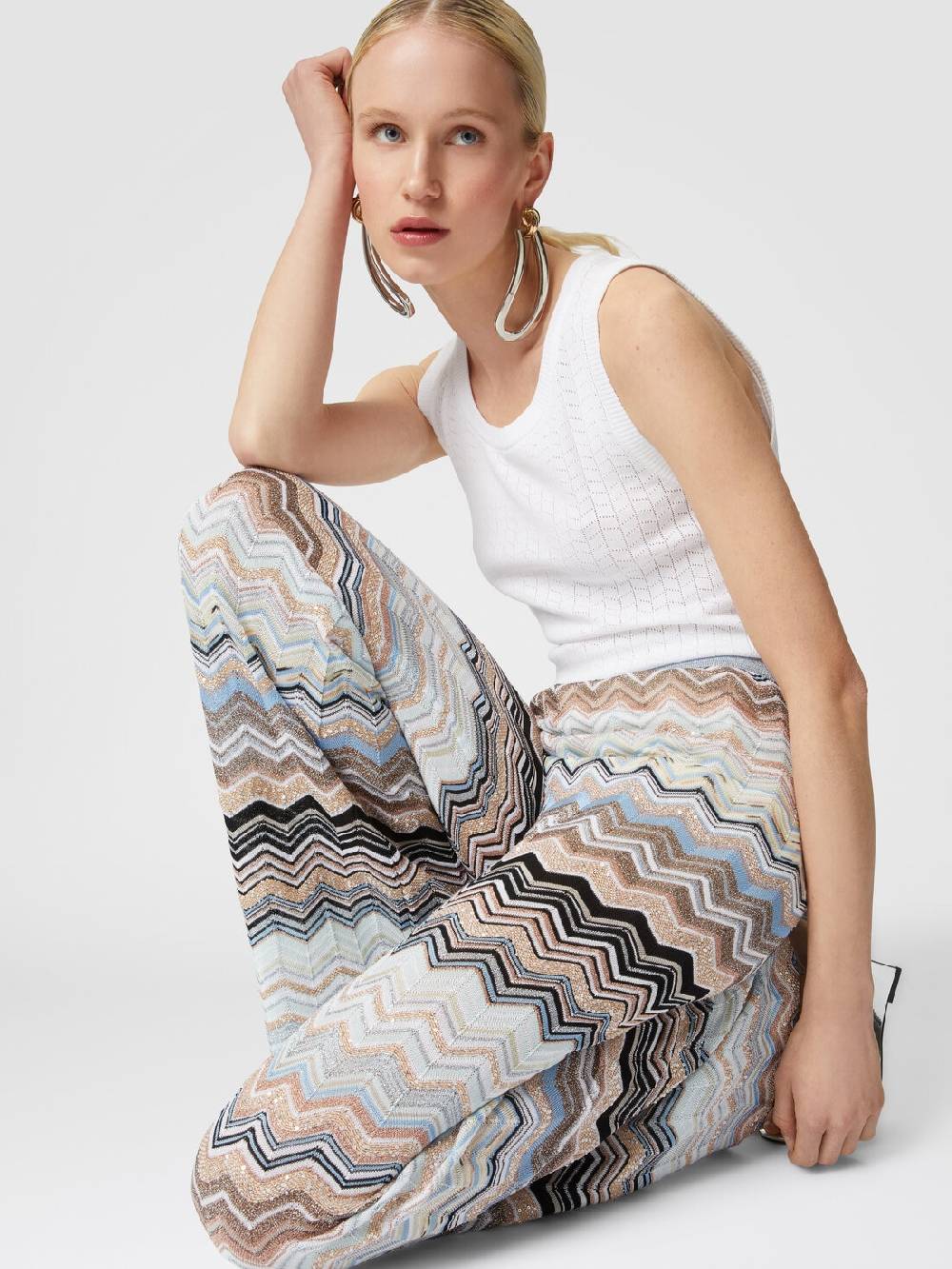 Missoni Pantaloni in maglia chevron lamé con paillettes 2025