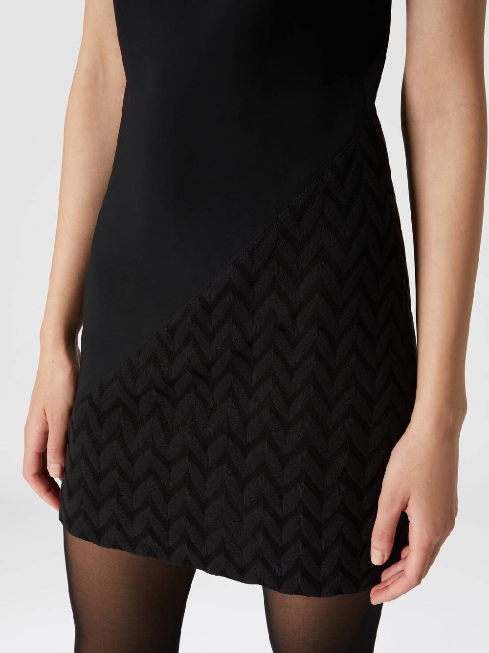 Missoni Mini-abito senza maniche in viscosa con dettaglio chevron Negozio