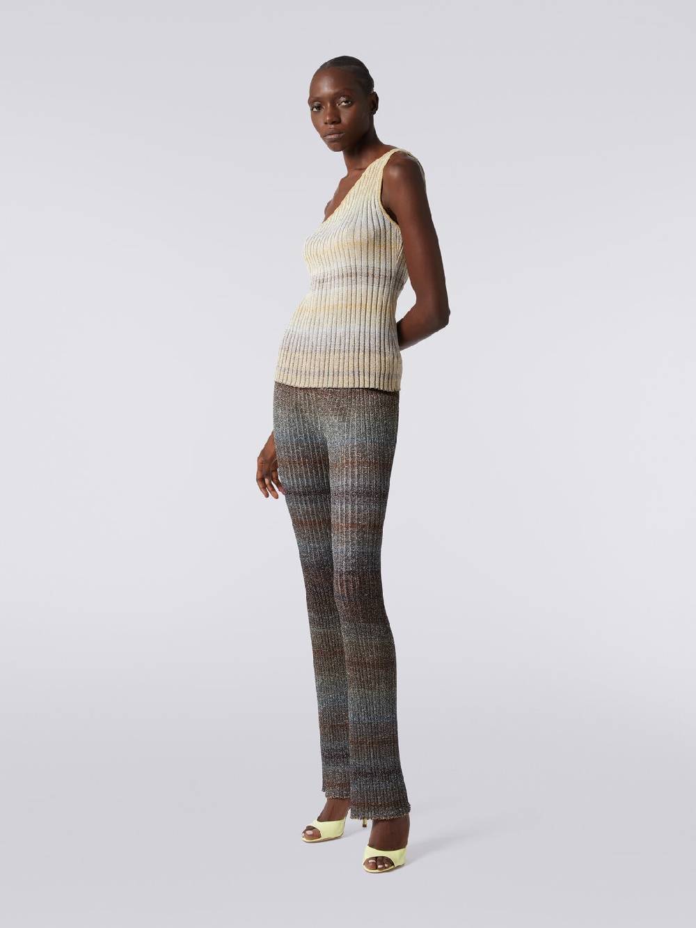 Missoni Pantaloni dritti in viscosa e lurex a costine Novità