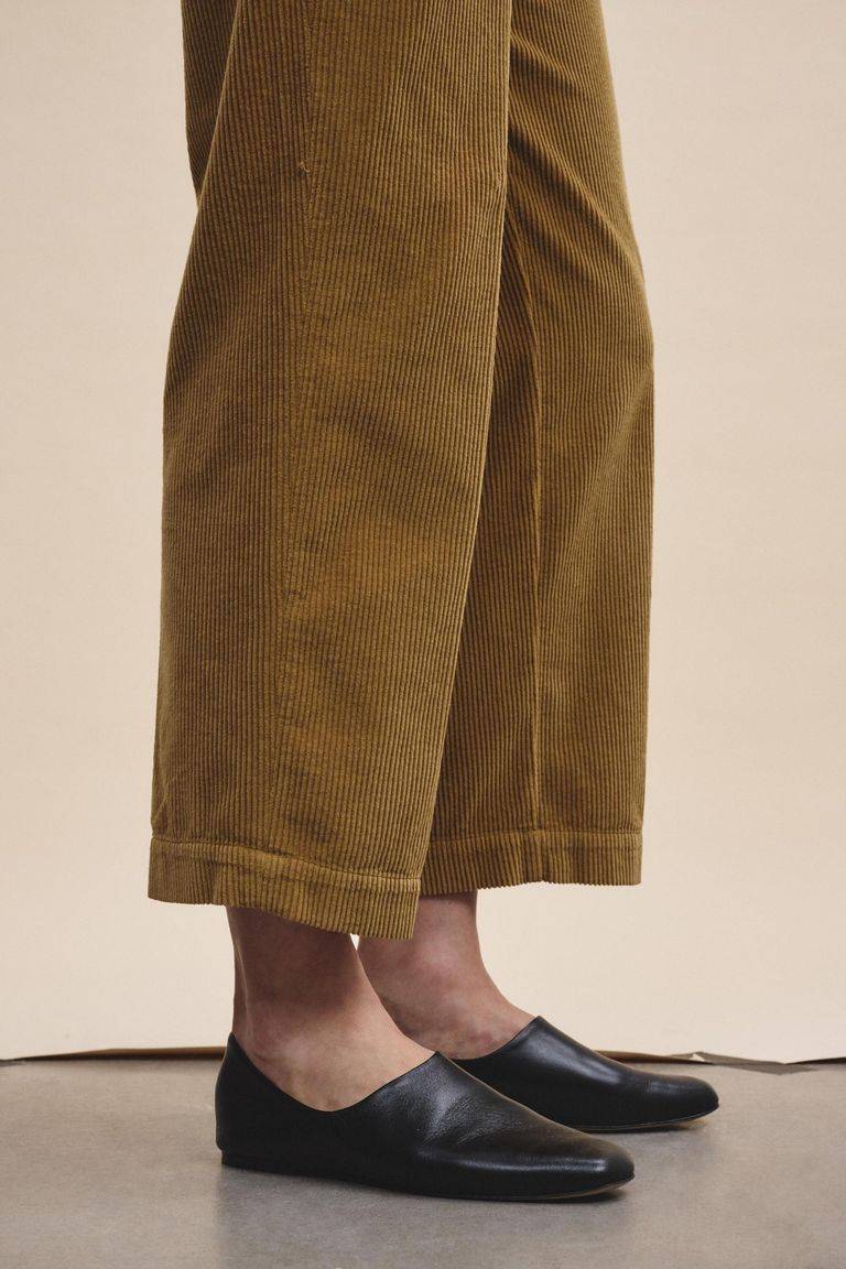 Pomandere Pantalone con pince in velluto a coste Economico
