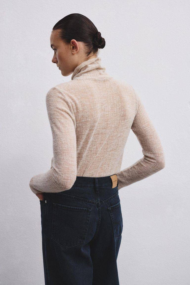 Pomandere Dolcevita in jersey jacquard di lana Qualità
