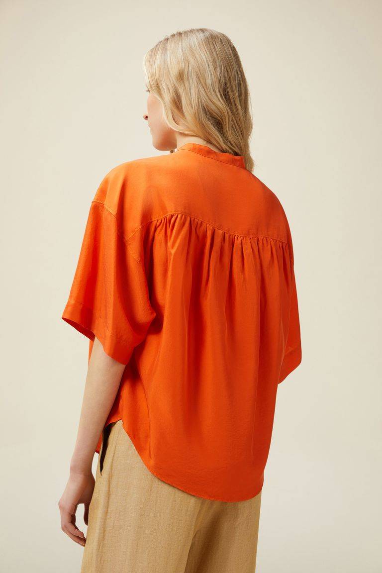 Pomandere Camicia con abbottonatura a polo Soddisfazione Garantita