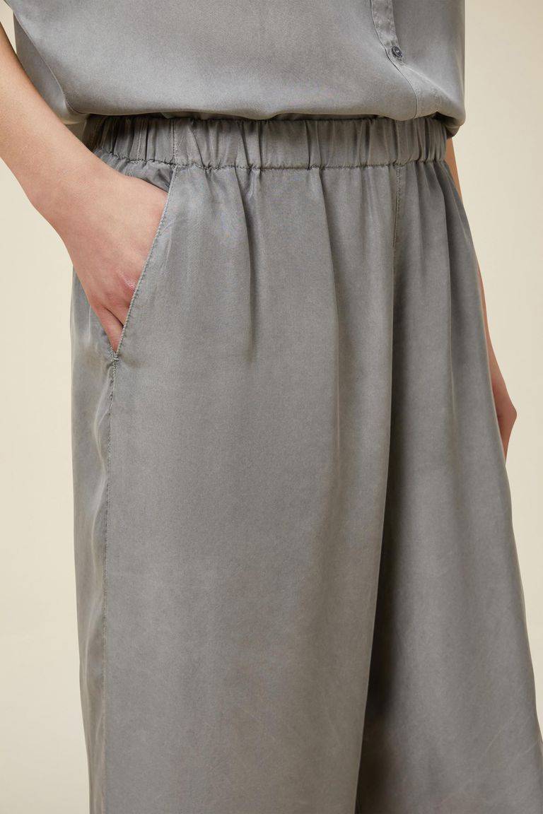 Pomandere Pantalone ampio con elastico in vita, tinto naturalmente Vendita Economica