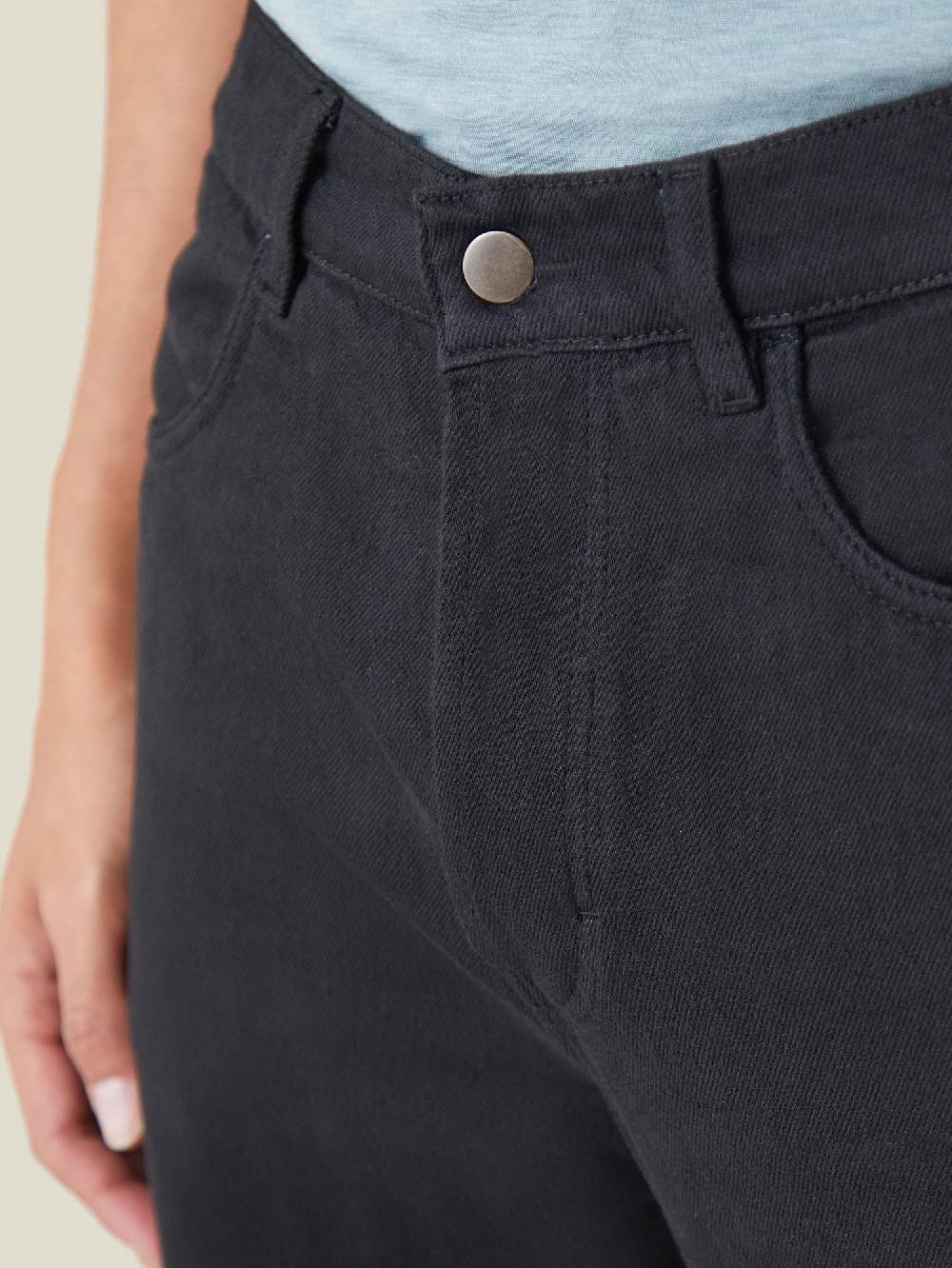Luca Faloni JeansDenim Fino Al -60%