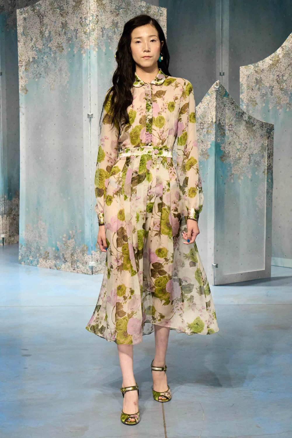 Luisa Beccaria Cintura in raso stampato con rose in fiore Lightning offer