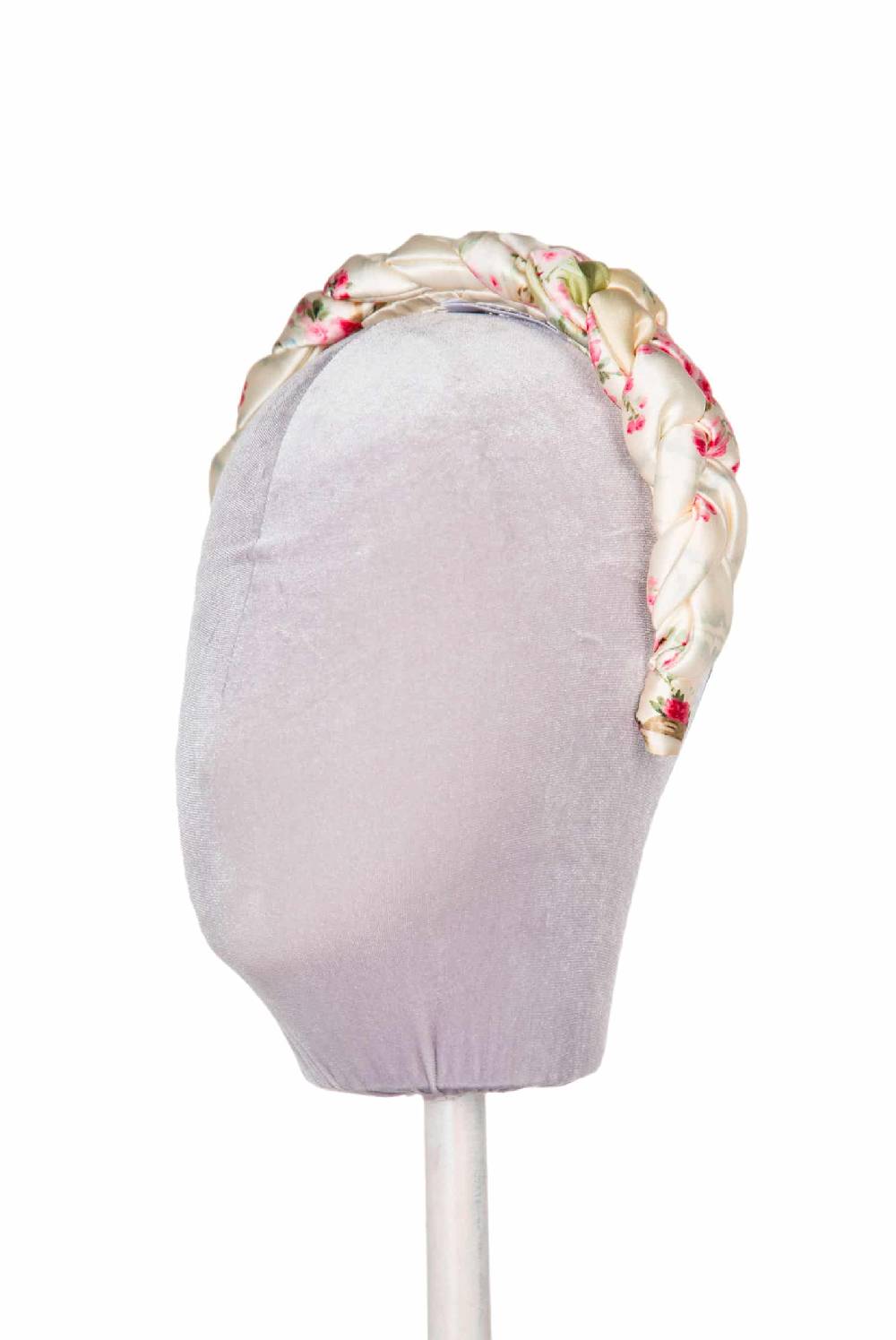 Luisa Beccaria Fascia per capelli intrecciata con boccioli di rose in raso lucido color crema Prezzo di fabbrica
