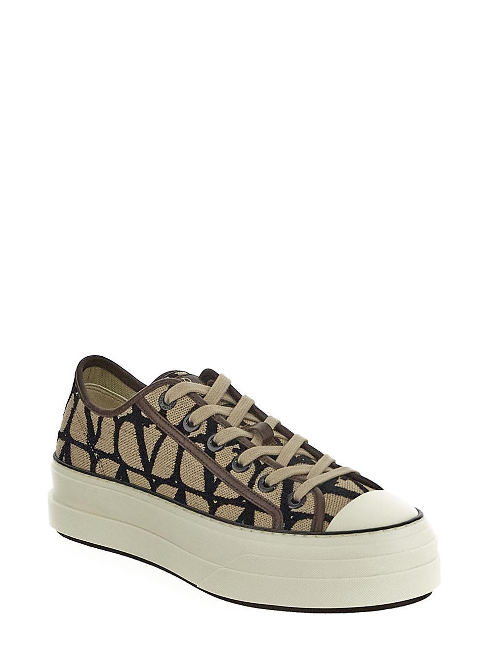 Oluxury Valentino Garavani Logo Sneaker 2025