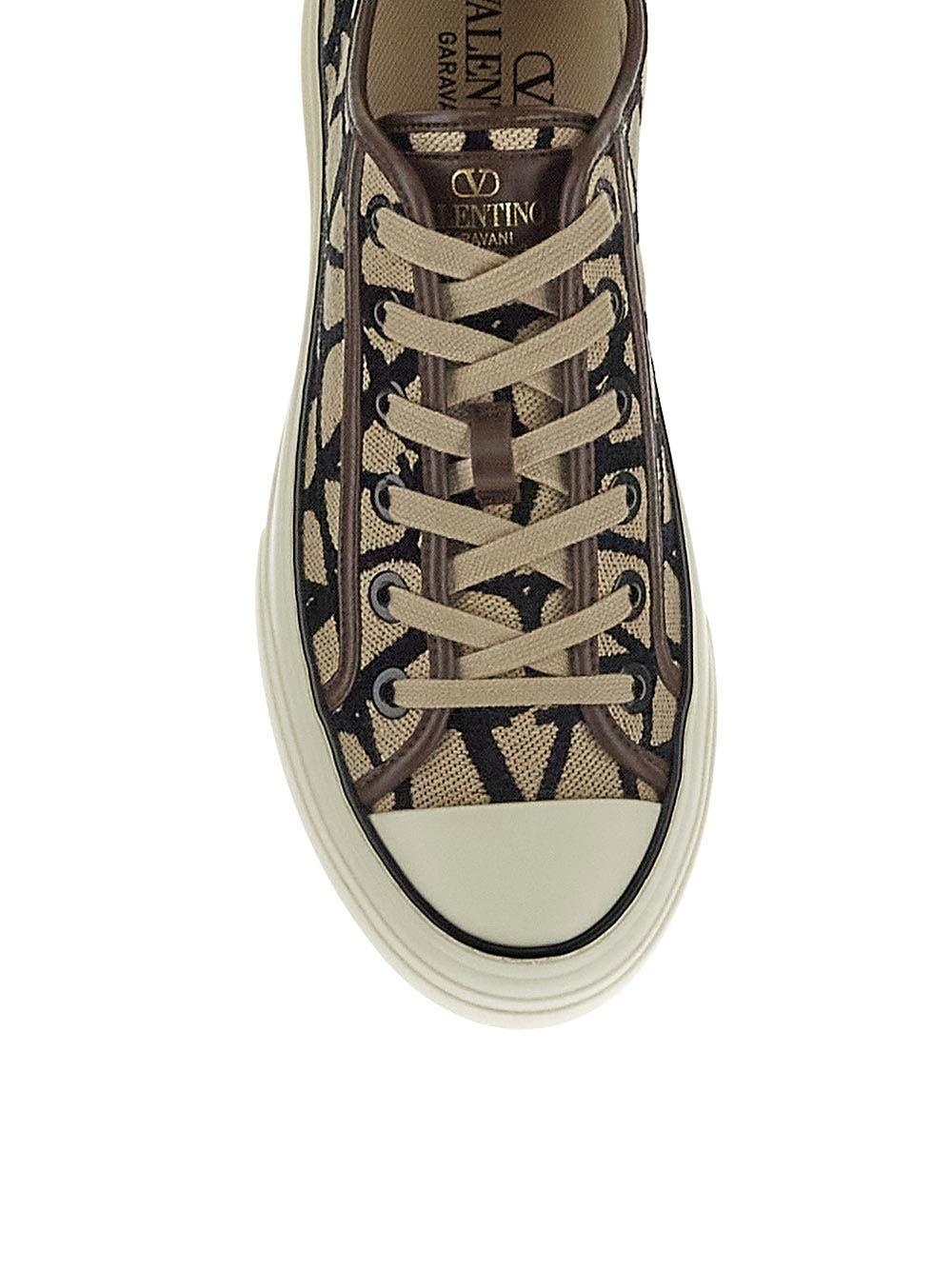 Oluxury Valentino Garavani Logo Sneaker 2025