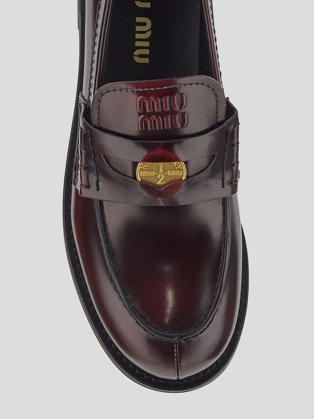 Oluxury Miu Miu loafers Limitato a 3 giorni