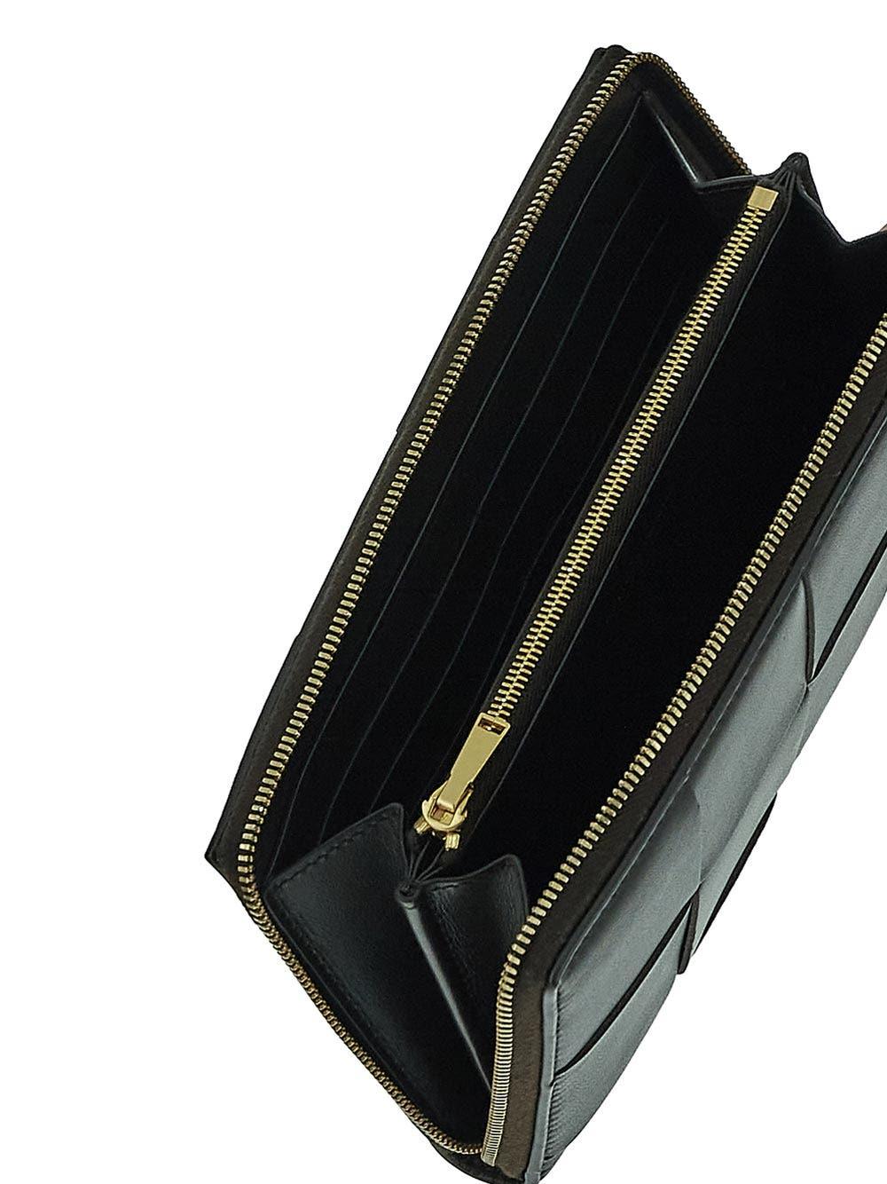 Oluxury Bottega Veneta Cassette Zip Around Wallet Offerta per la Festa della Mamma