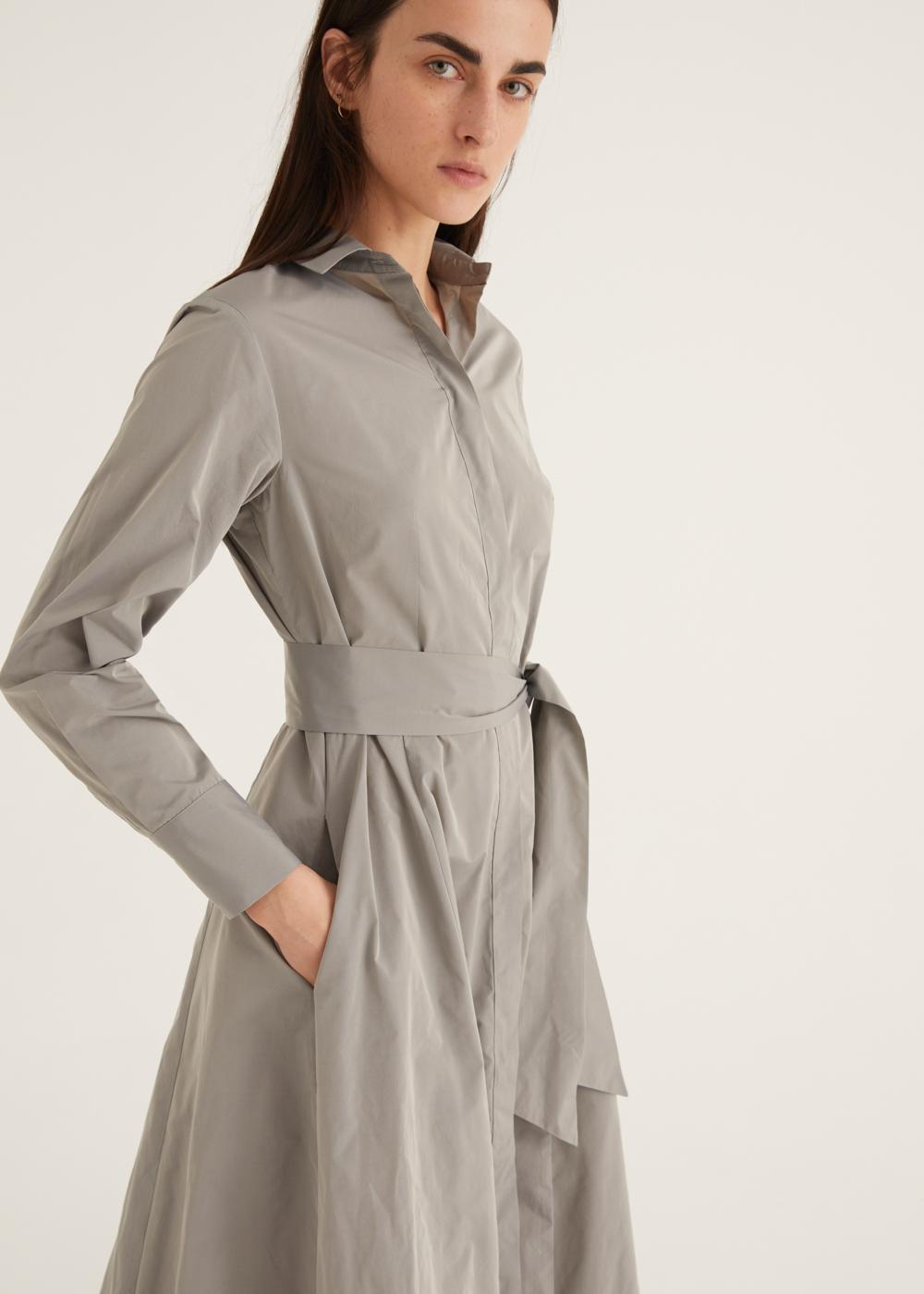 Rosso35 Abito camicia accostato con cintura Offerta