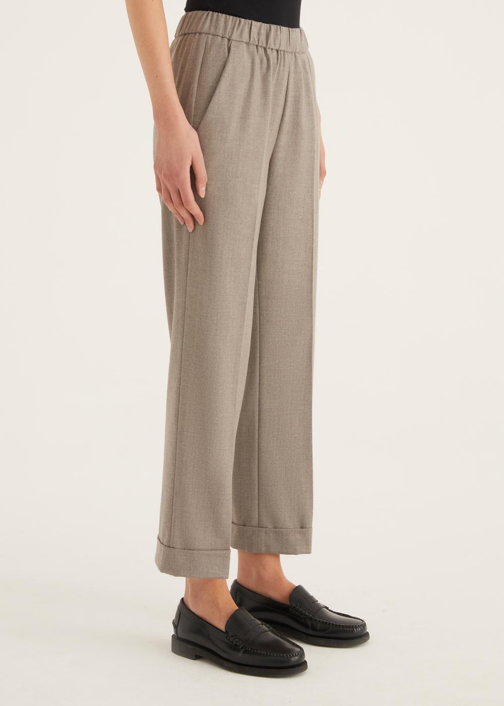 Rosso35 Pantalone con risvolto ed elastico in vita