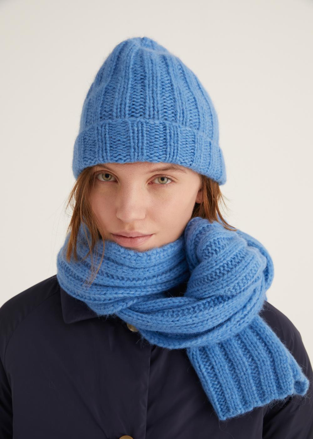 Rosso35 Cappello in maglia Convenienza