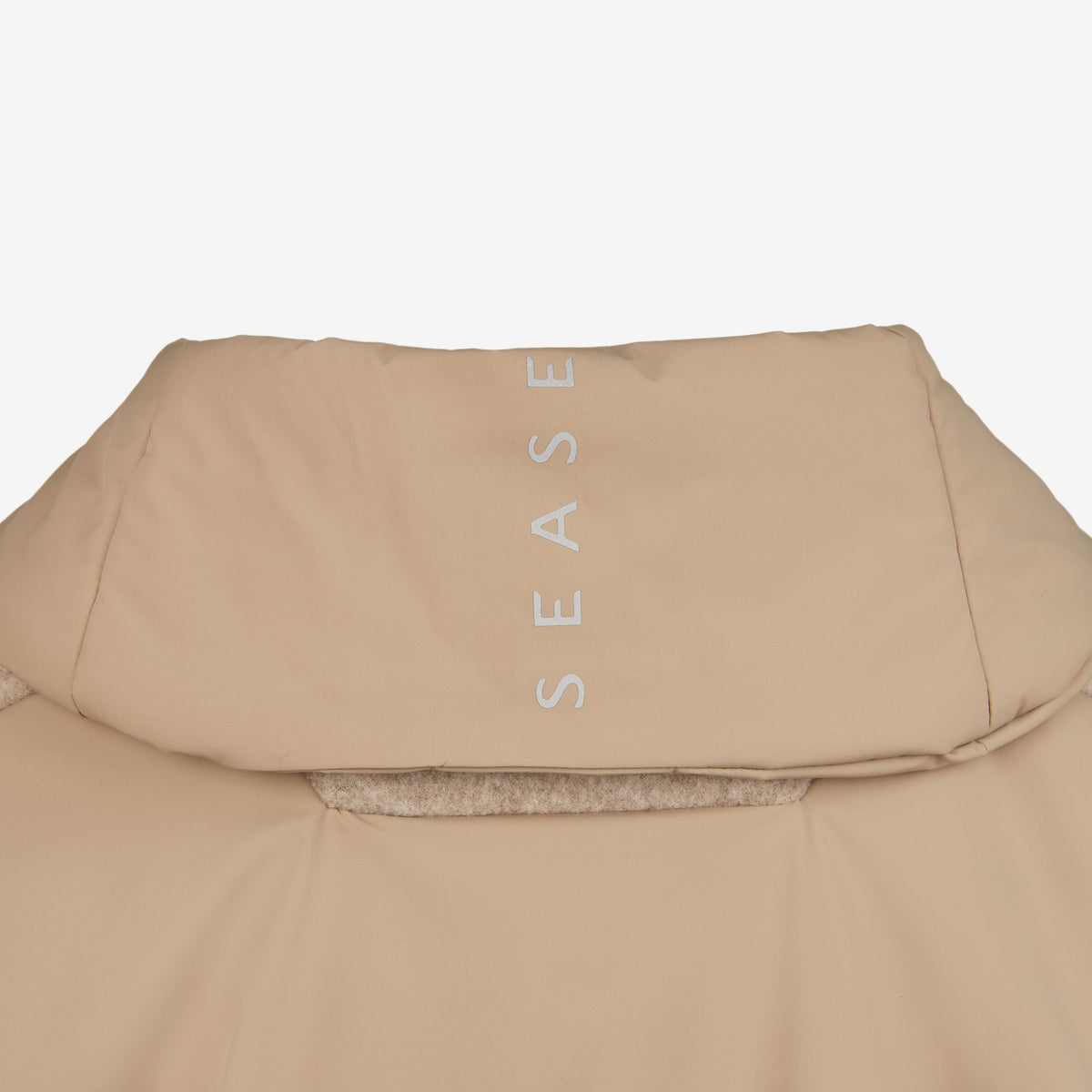 Sease Almas Fleece Over Oyster Nuova