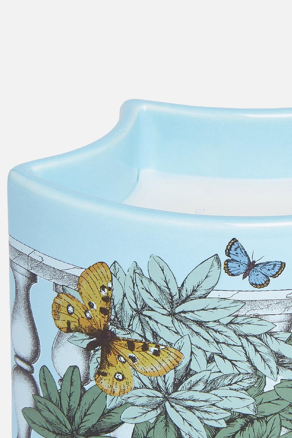 FORNASETTI candela profumata Nel Mentre con Decoro Farfalle e Balaustra Fino Al -60%