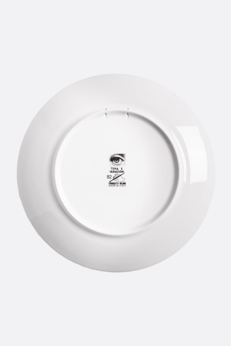 FORNASETTI piatto Tema e Variazioni N° 82 in porcellana Negozio