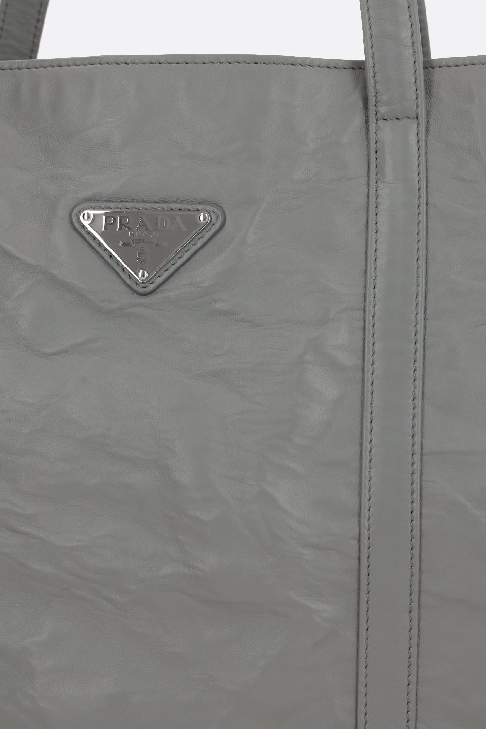 PRADA borsa tote large in nappa antique Acquista Ora